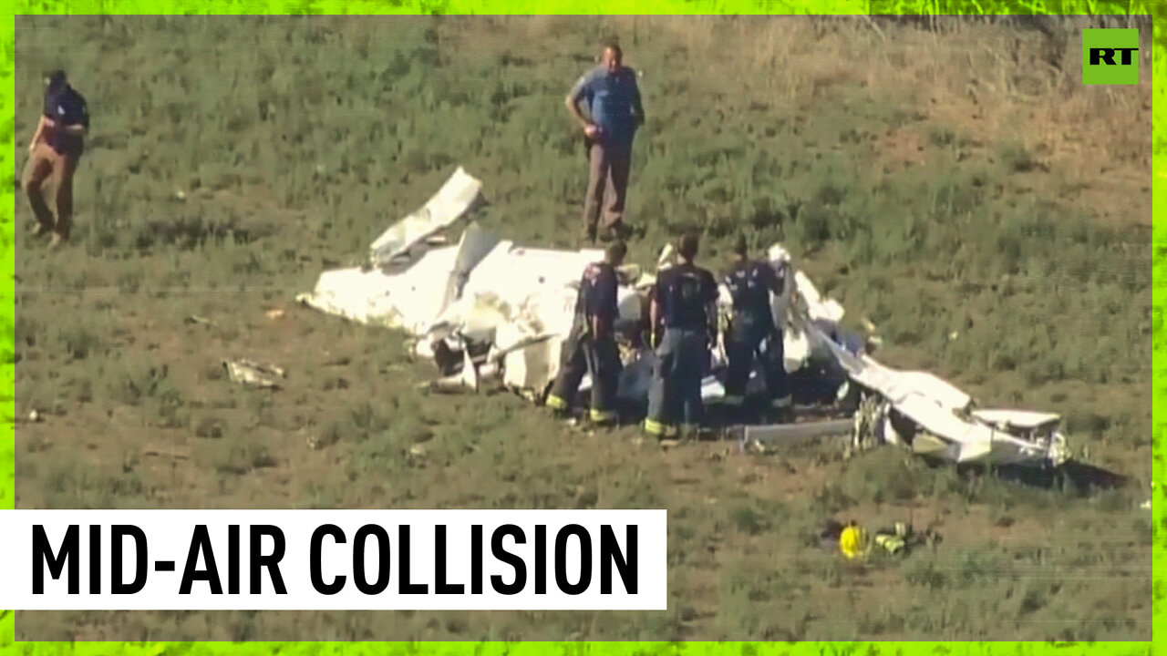 Two small planes collide mid-air near Denver, Colorado