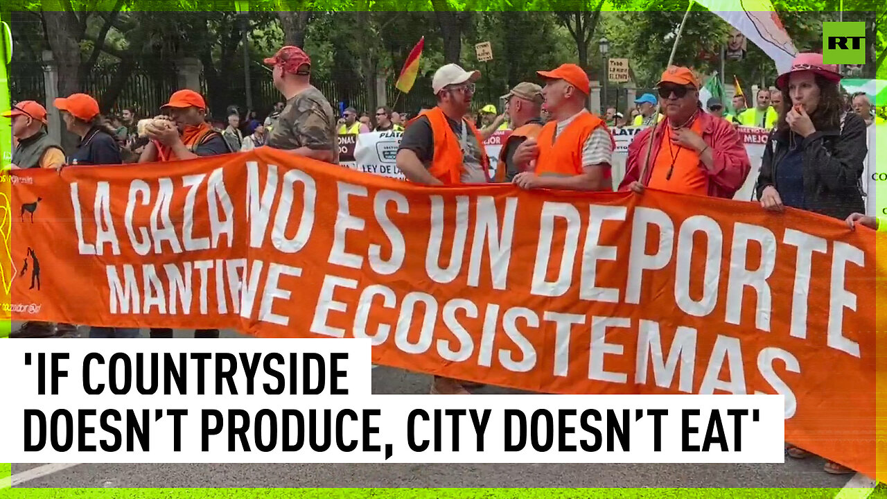 Farmers protest against new animal law in Madrid