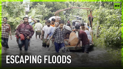 Locals escape severe flooding in boats in Bangladesh