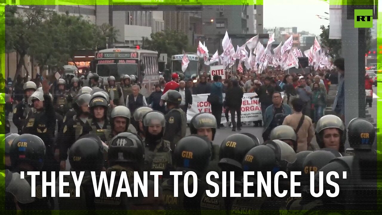 Massive rally in Lima demanding salary raise & crackdown on corruption