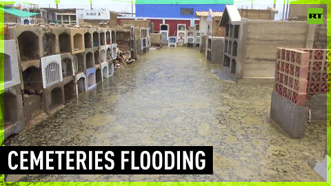 'Tombs going to fall' | Peruvians warn of health risks as burials take place in flooded cemeteries