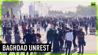 Shia leader's supporters clash with Iraqi security forces