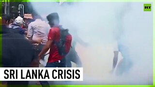 Tear gas & water cannons: Sri Lanka in chaos as anti-government protest rages