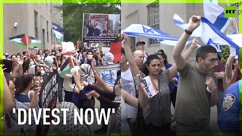 Pro and anti-Israel protesters' standoff in NYC