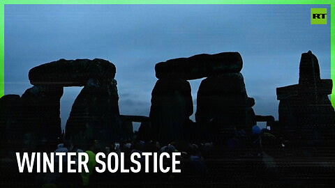 Northern hemisphere's shortest day celebrated at Stonehenge on winter solstice