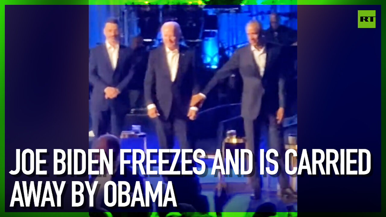 Joe Biden freezes and is carried away by Obama