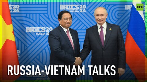 Putin holds talks with Vietnamese PM