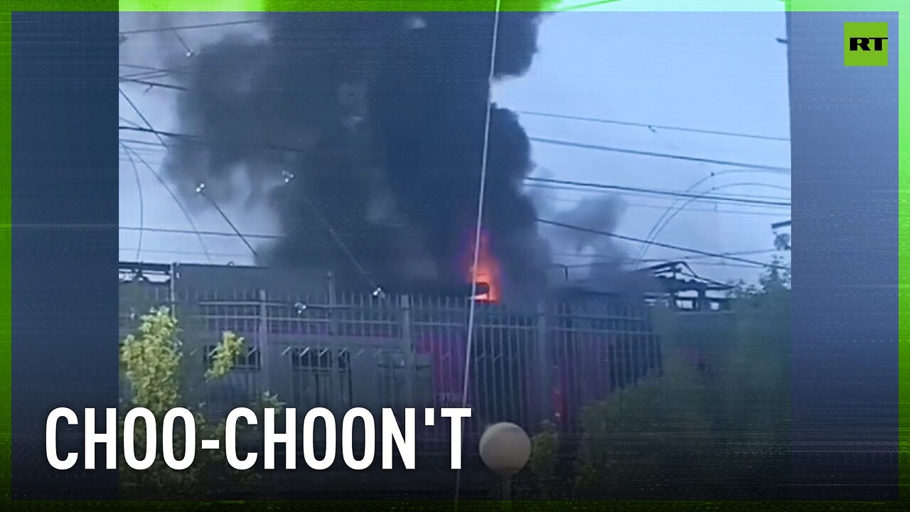 Fire breaks out on train near Moscow