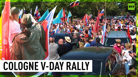 Hundreds take part in car rally to mark V-day in Cologne