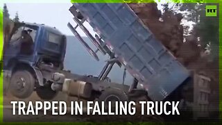 Tragic accident | Driver killed as truck falls off cliff in China