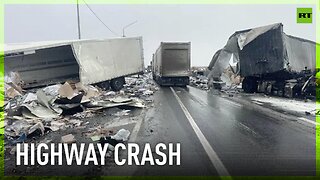 Trucks BURN in horrific collision on Russian road