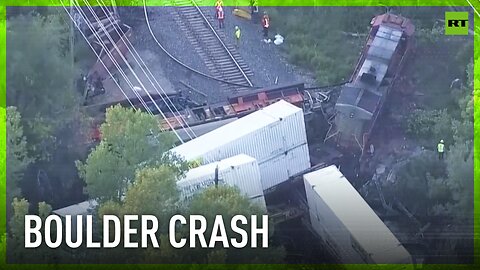 Freight trains collide in Colorado