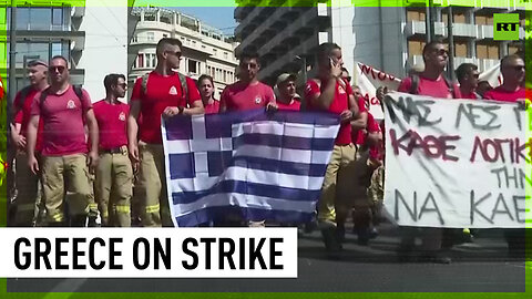 Greek civil servants hold 24-hour strike