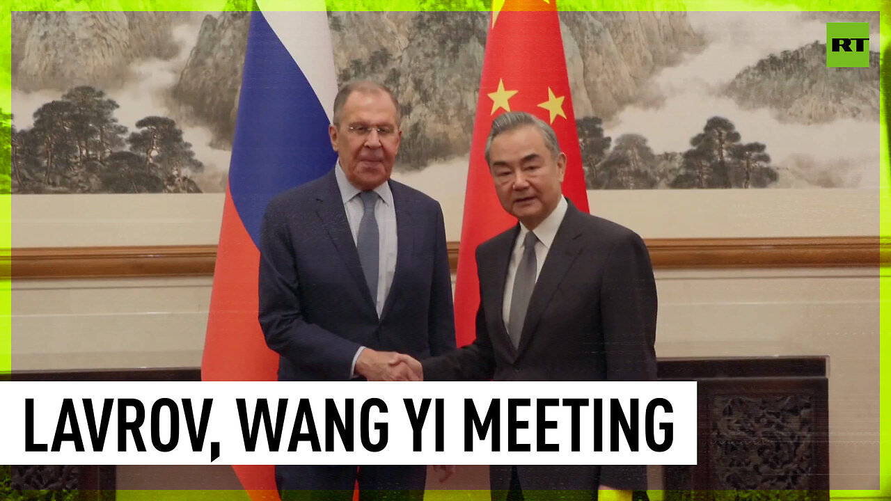 Lavrov meets with Chinese counterpart in Beijing