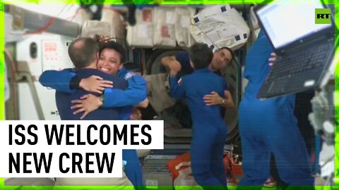 Intl Space Station welcomes new crew