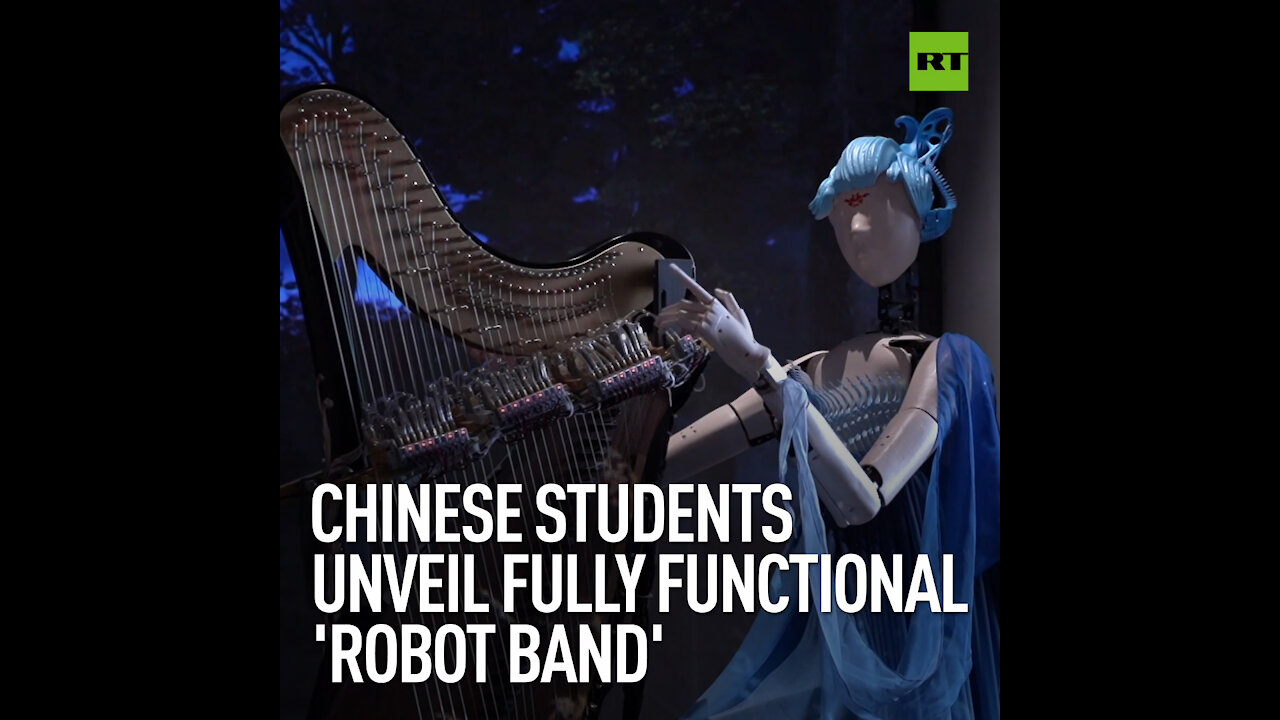 Chinese students unveil fully functional 'Robot Band'