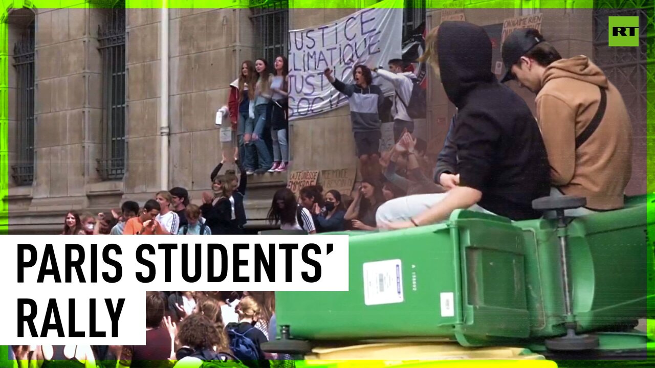 Paris students rally ahead of next round of presidential election