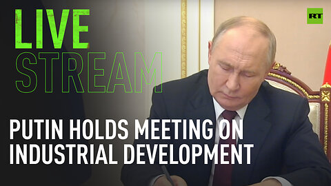 Putin holds meeting on industrial development