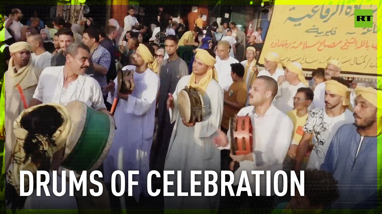 Thousands of Sufi Muslims celebrate birth of Prophet Muhammed