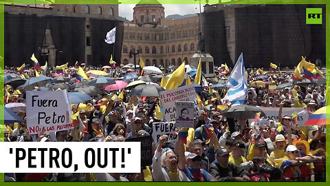 Massive rally against govt reforms in Colombian capital