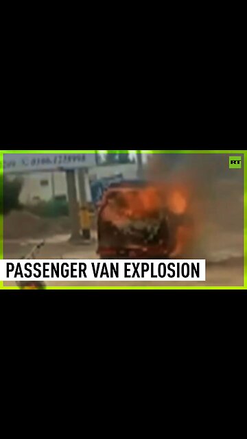 7 people, including 2 children, killed in van explosion in Pakistan