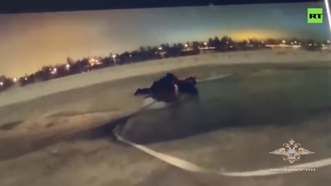Russian Cop Heroically Rescues 3yo Girl Out of Frozen Waters