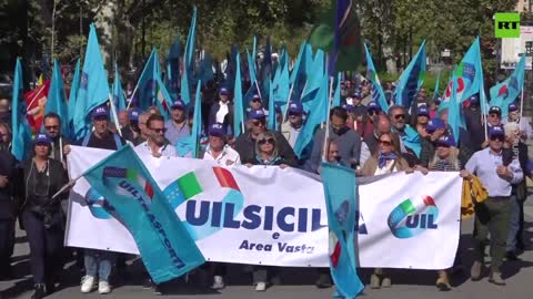 ‘Life is no longer peaceful’: Unions rally against high costs in Palermo amid crisis