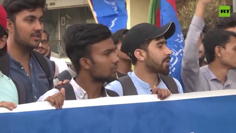 Pakistani students protest against film about transgender dancer