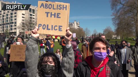 Thousands rally at ‘Kill the Bill’ demonstration in London