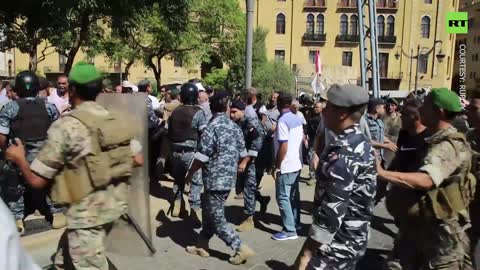 Retired soldiers attempt to storm Parliament in Lebanon