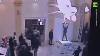 Serial vandal destroys porcelain sculpture at Italian art show opening