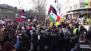 THOUSANDS of Yellow Vest protesters march through Paris