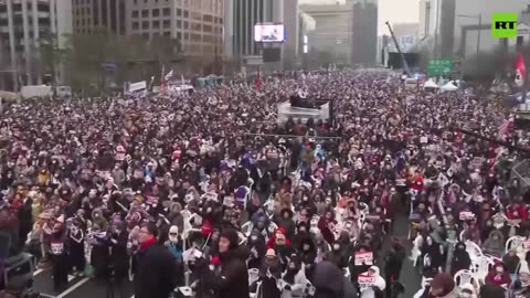 Thousands rally in Seoul against President Yoon's impeachment