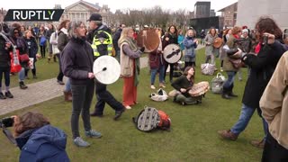 Banned demo | Amsterdam anti-lockdown rally met with water cannons