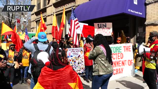 'Stop rape, send aid' | Hundreds condemn Tigray conflict