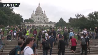 Scuffles erupt at Yellow Vests rally in Paris