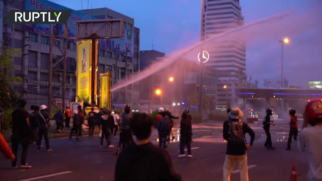 Thai protesters clash with police near PM's residence in Bangkok