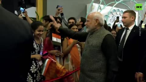 Indian diaspora greets Modi at BRICS 2024 Summit in Kazan