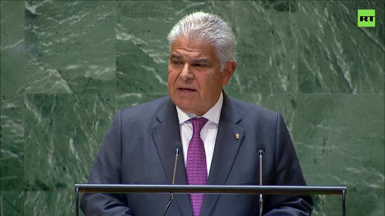 Immigrants leave trail of 'decomposing bodies' on their way to American dream – Panama's President