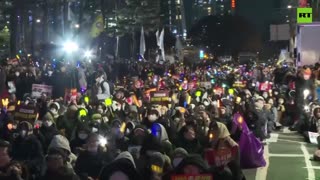 South Koreans continue to call for the president's resignation