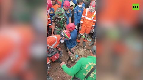 5yo old boy rescued after 3 days in earthquake rubble