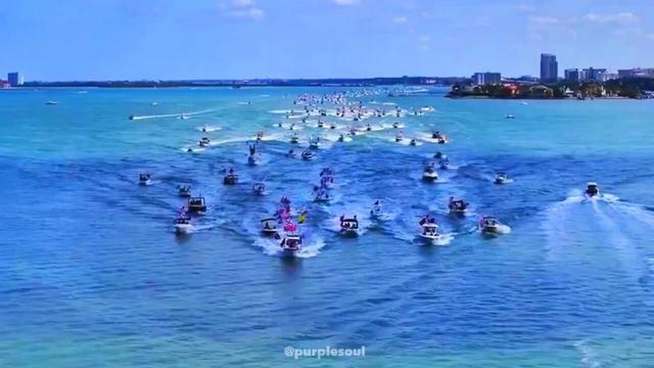 Donald Trump boat Parade Season is here !!!