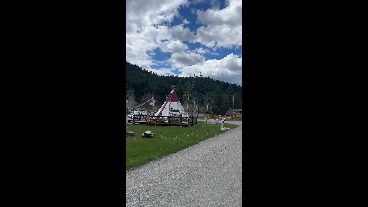 Gold Mountain Teepee - come vacation here!