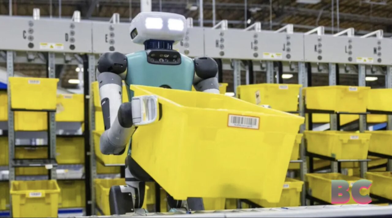 Amazon’s warehouse robot army keeps getting bigger and bigger