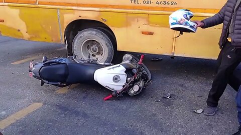 Ns200 vs school bus pidarbani ma vayeko #bus ra #ns 200 ko accident
