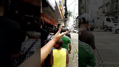shopping vida destruído