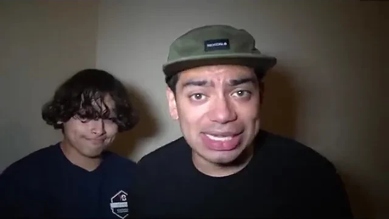 Arcade Crainiacs-DO NOT CALL ELMO.EXE (SCARY) *Reuploaded*