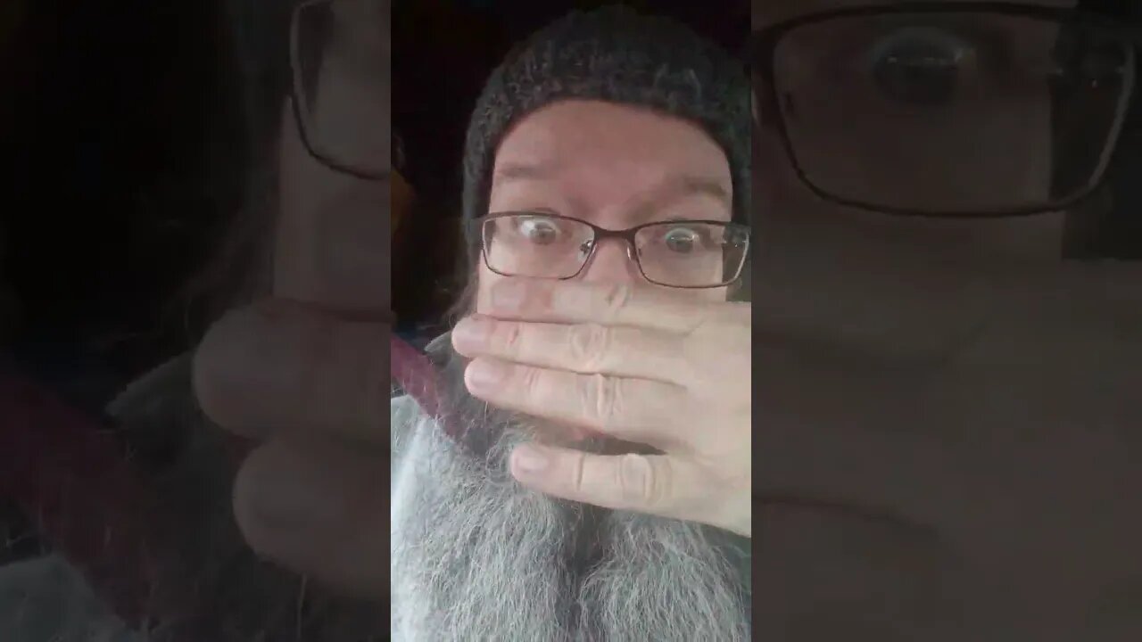 happy winter #stevecutlerlive #glitchyfarms