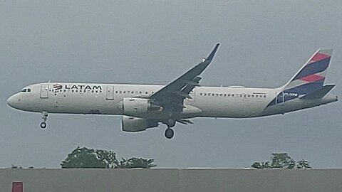 Airbus A321 PT-XPM coming from Guarulhos to Manaus