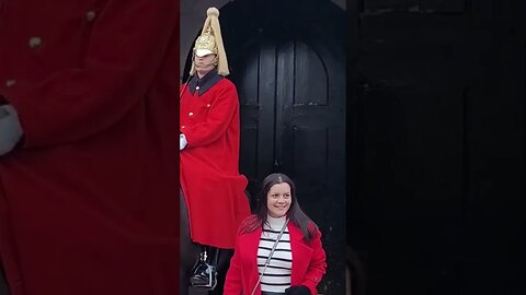 Tourist runs in fright 😱 GET OFF THE REINS #horseguardsparade